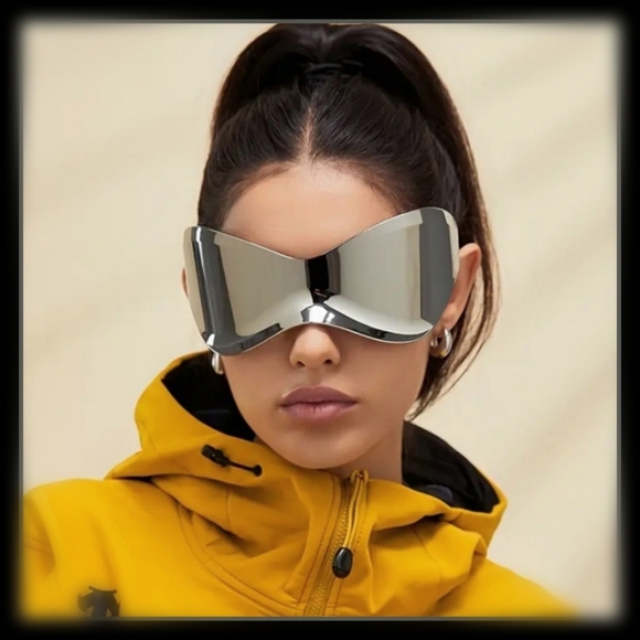 Oversized futuristic mirror shades chrome  silver sunglasses wrap around - Picture 3 of 8